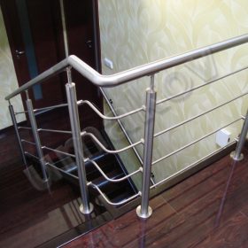 stal nierdzewna balustrady